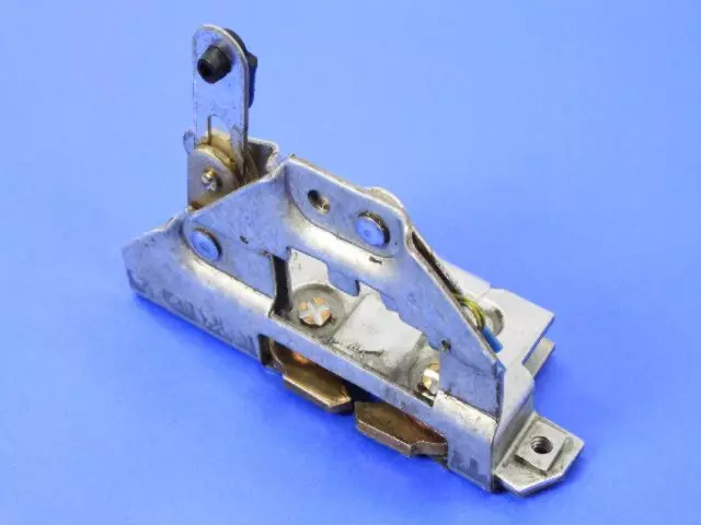 Genuine Mopar 55074947AC Tailgate Latch For Jeep Models 3 55074947AC