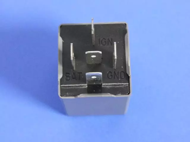 Genuine Mopar 68499026AA Flasher for Dodge & Jeep Models 2 68499026AA