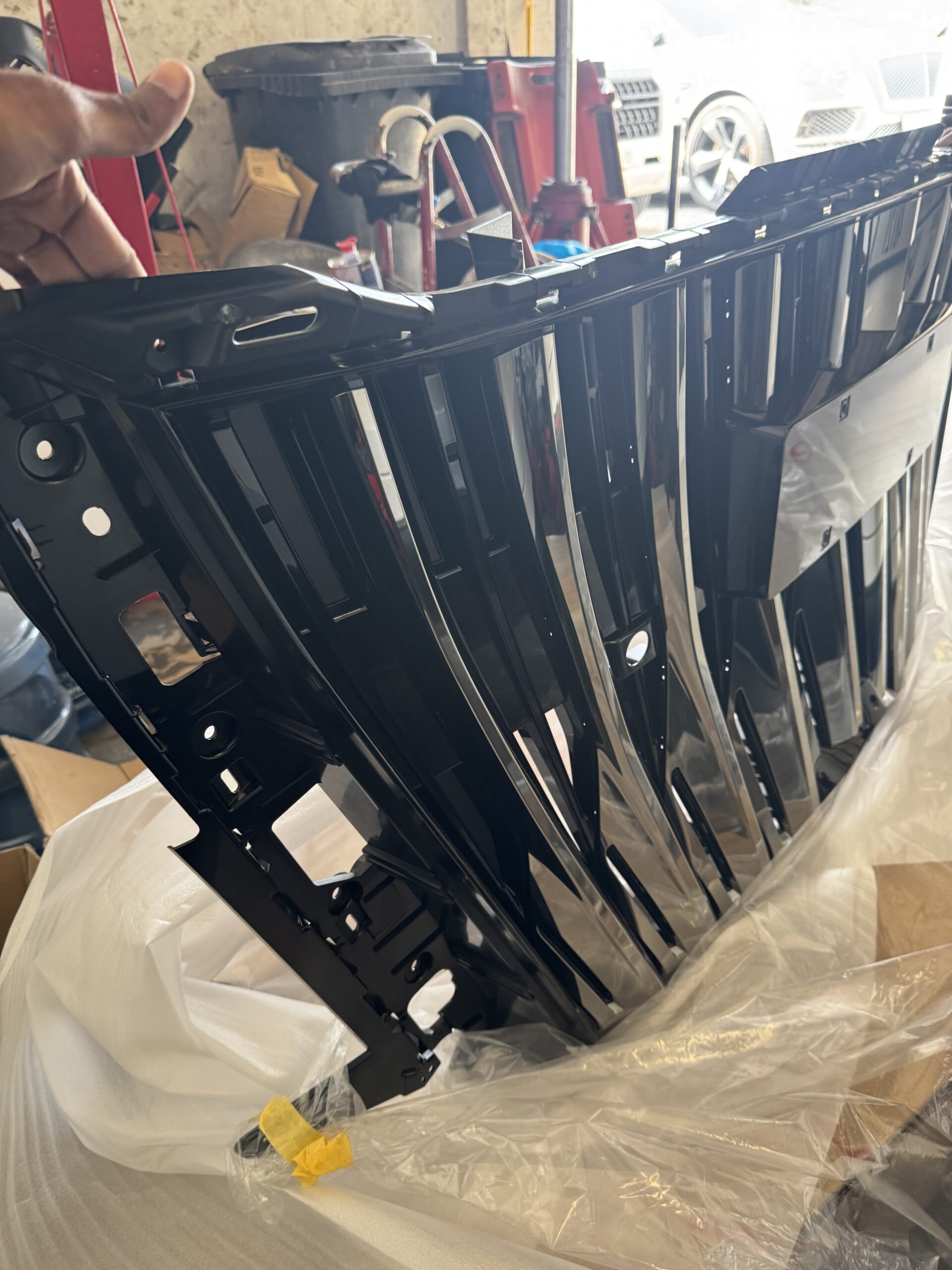 Genuine GAC 7110003CMV0000LBC Center Grill Assembly, Upper 5 7110003CMV0000LBC