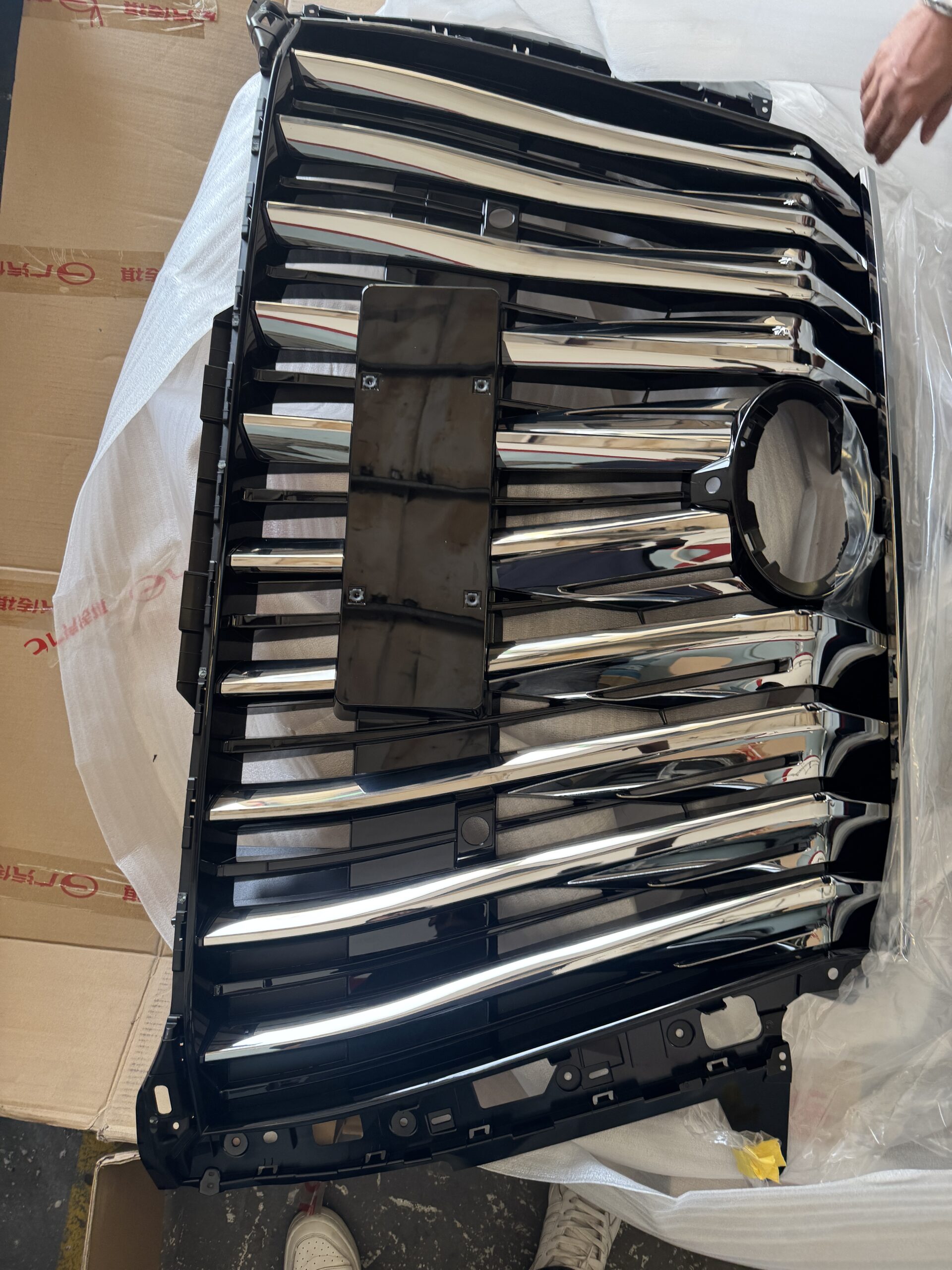 Genuine GAC 7110003CMV0000LBC Center Grill Assembly, Upper 1 7110003CMV0000LBC