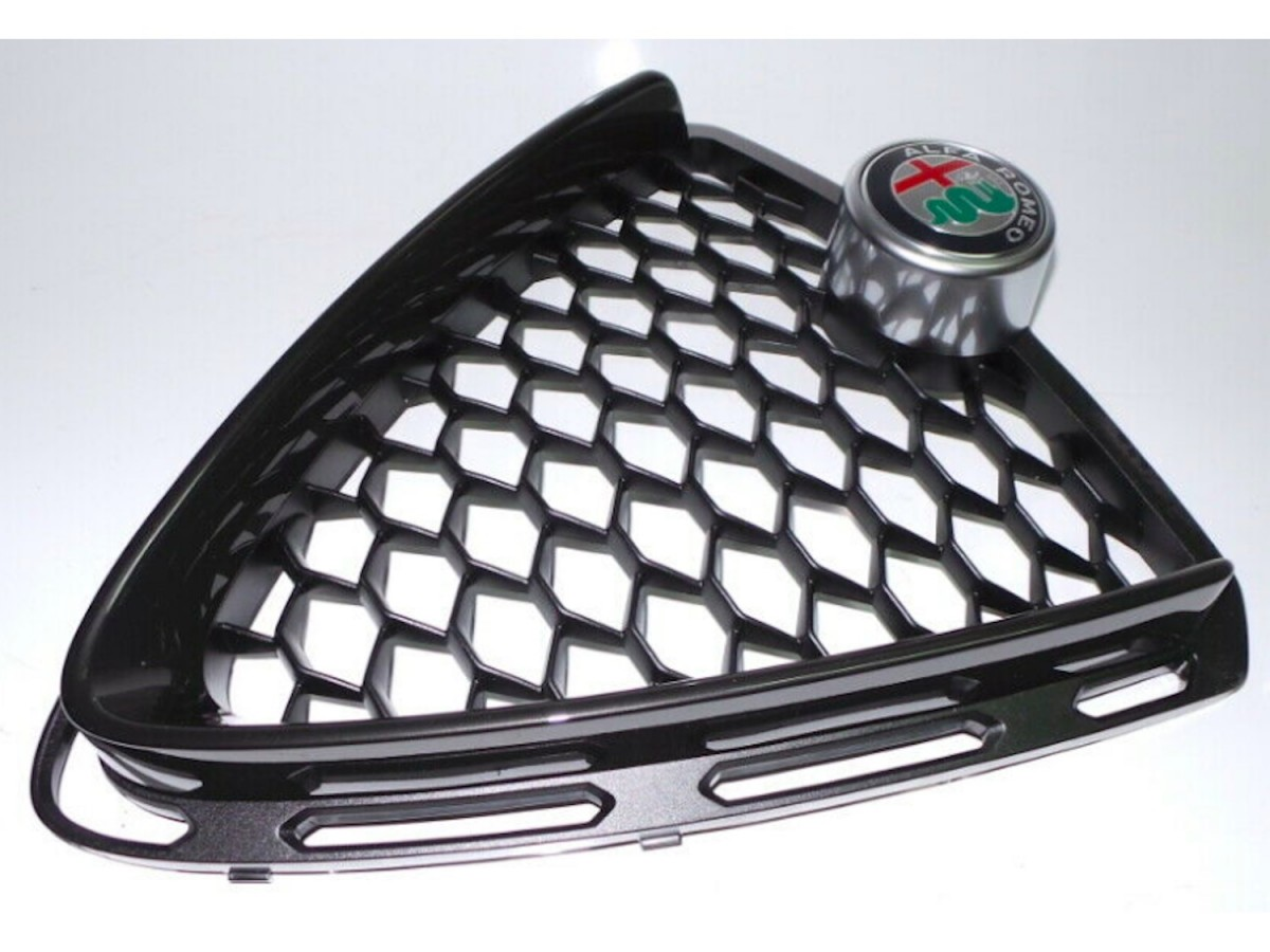 Genuine Mopar 6VX85U00AA Replacement Grille With Black Surround For Alfa Romeo Models 2 6VX85U00AA