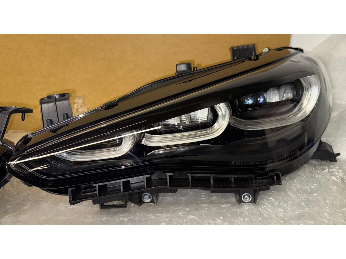 Genuine Alfa Romeo 68719598AA Headlamp Assembly Left 2 68719598AA