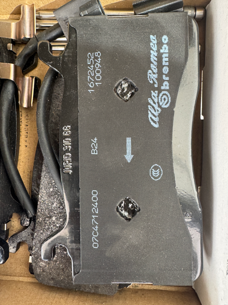 Genuine Mopar 0077361118 Front Brake Pads For Alfa Romeo Models 3 0077361118