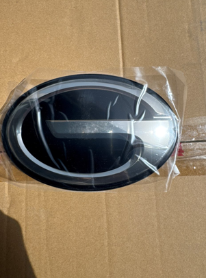 Genuine GAC 7120005BSV0100L2Z Front Main Emblem 2 7120005BSV0100L2Z
